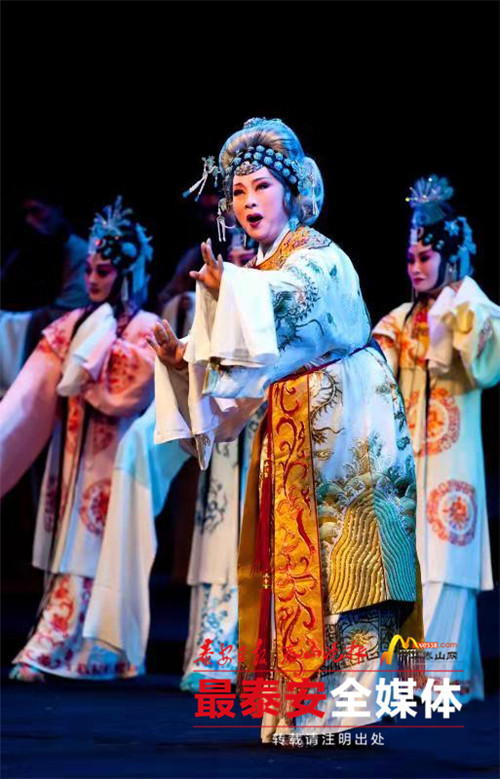山东梆子《两狼山上》巡演 文化惠民助力"爱国主义"传遍城市乡村